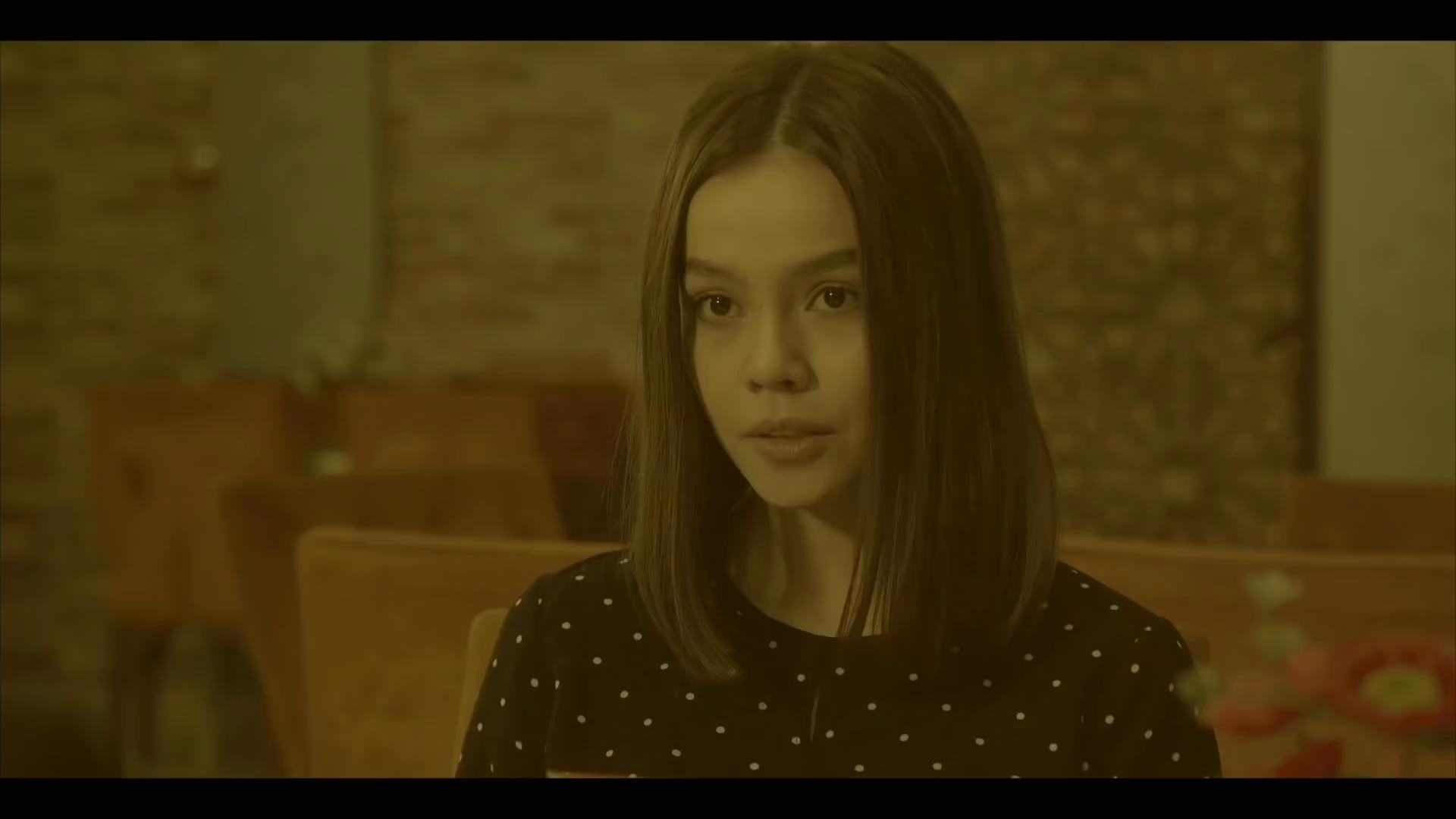 Байланған жалаңаш қыздардың суреттері