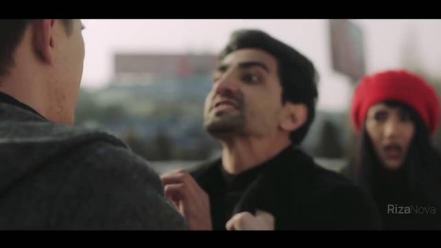 Talaba baho uchun berdi