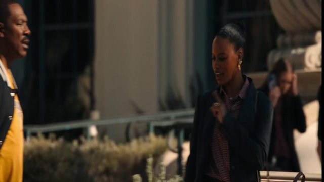 Butun kuchi bilan sikadi