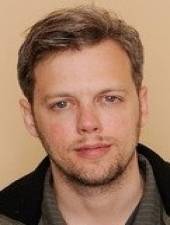 Навот Папушадо