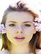 Рэйвен Казенс